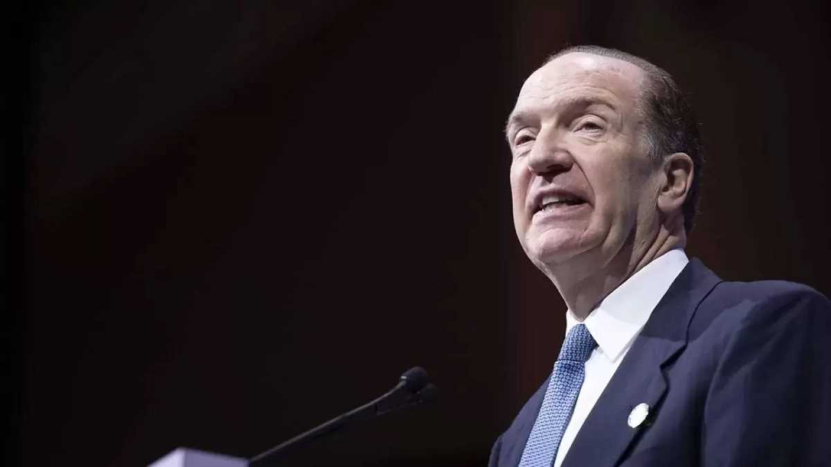 विश्व बैंक के प्रमुख ने की इस्तीफे की घोषणा